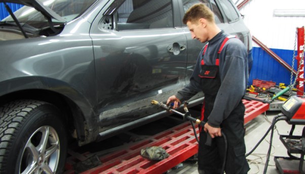 Покраска автомобиля и ремонт вмятин в Казани